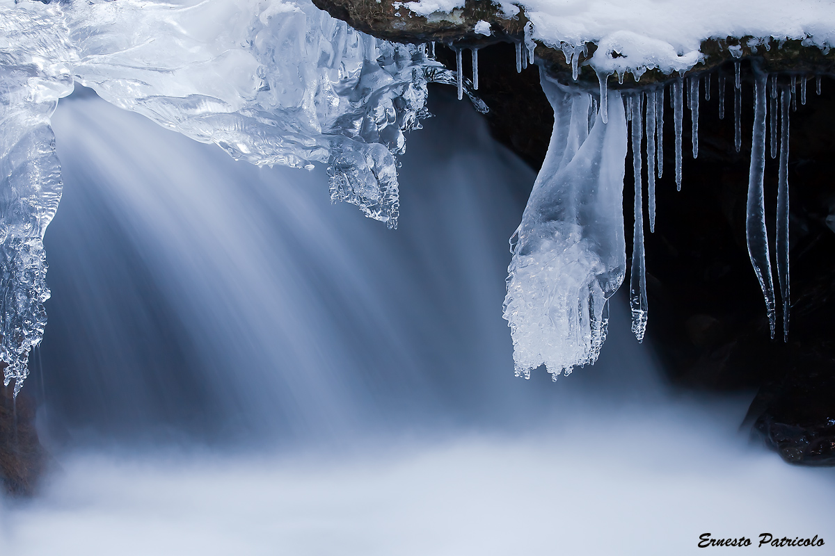Val Passiria Barn and first snow