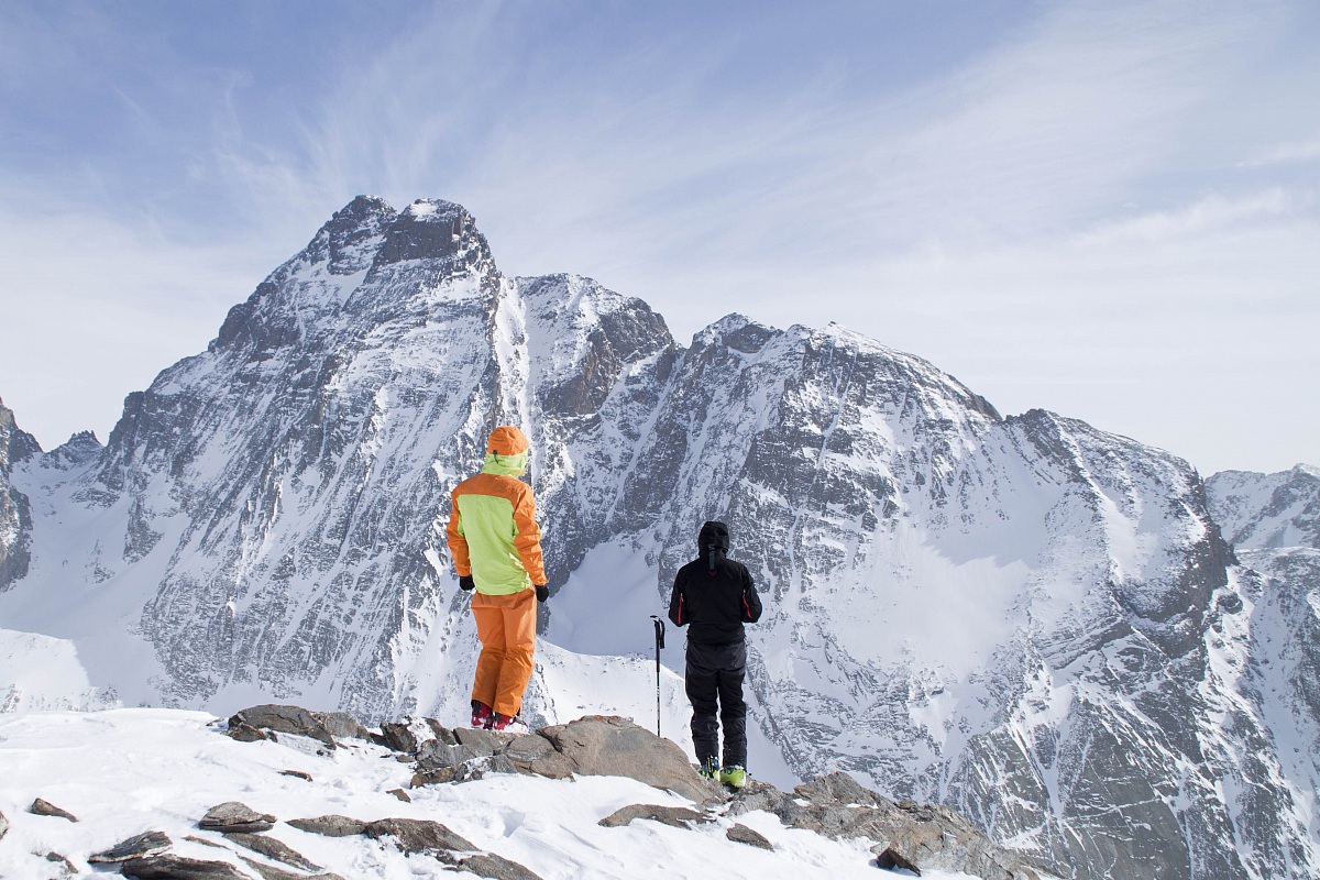 Tre Chiosis di fronte al Monviso parete Ovest