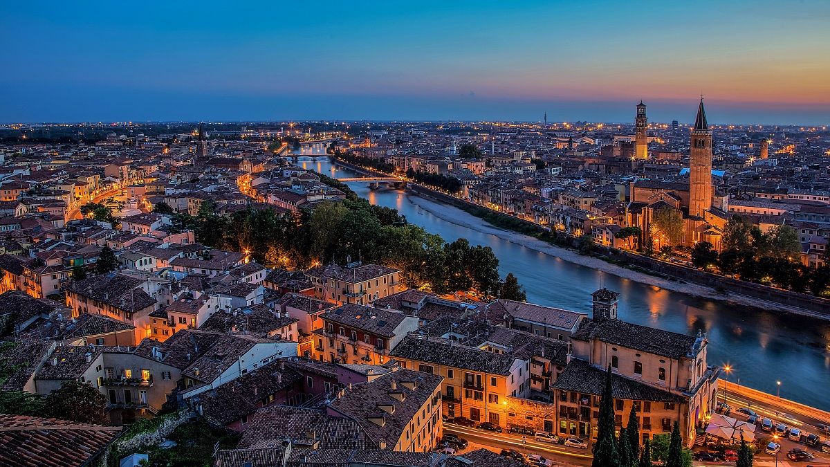 Verona al tramonto.