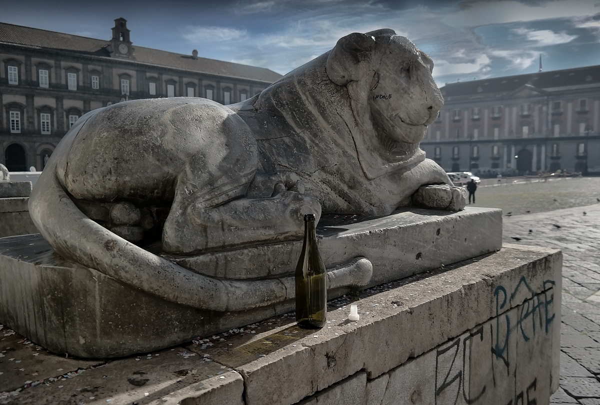 Napoli piazza Plebiscito