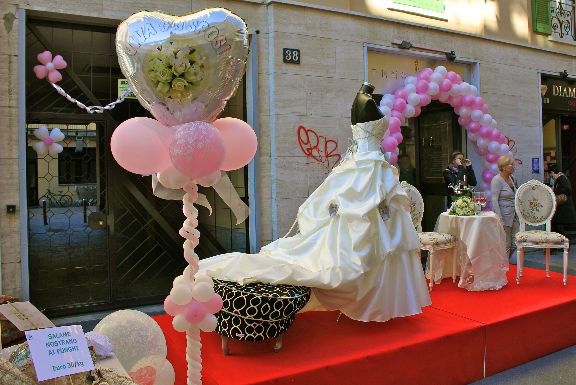 Long live the bride and groom