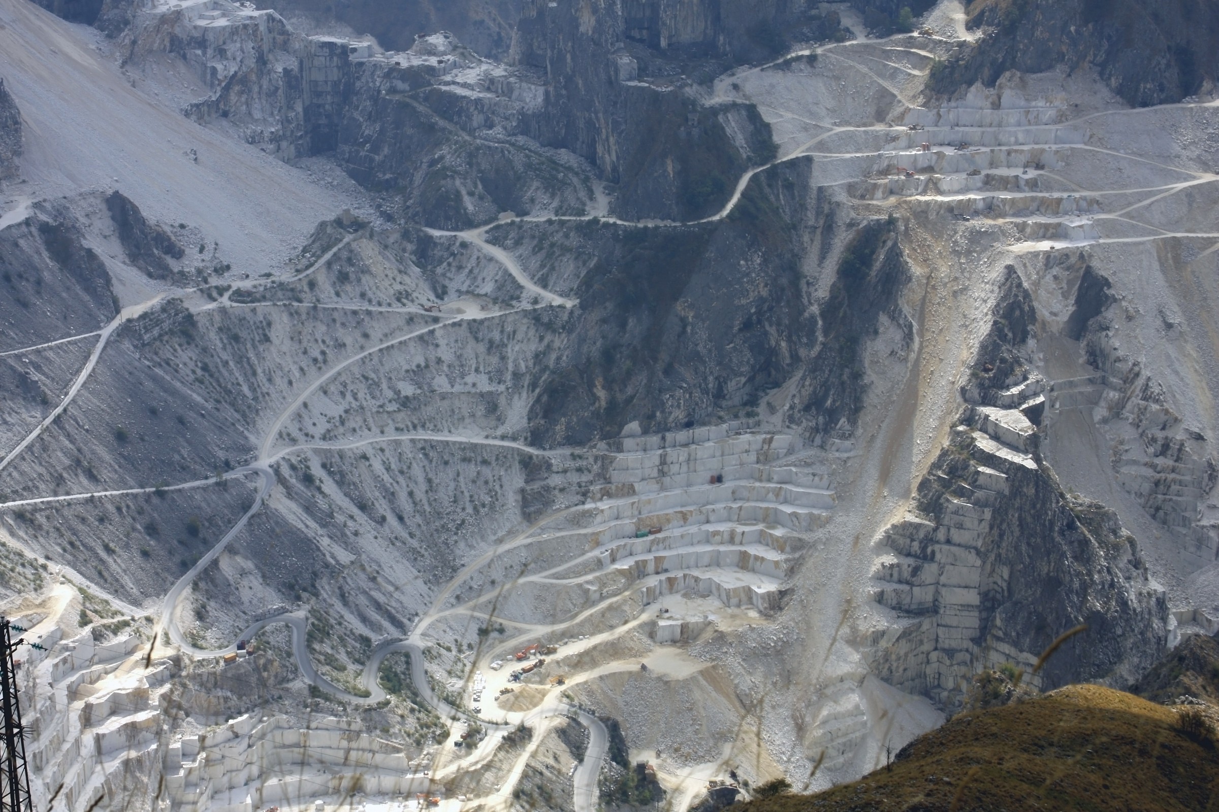 Apuane marble quarries
