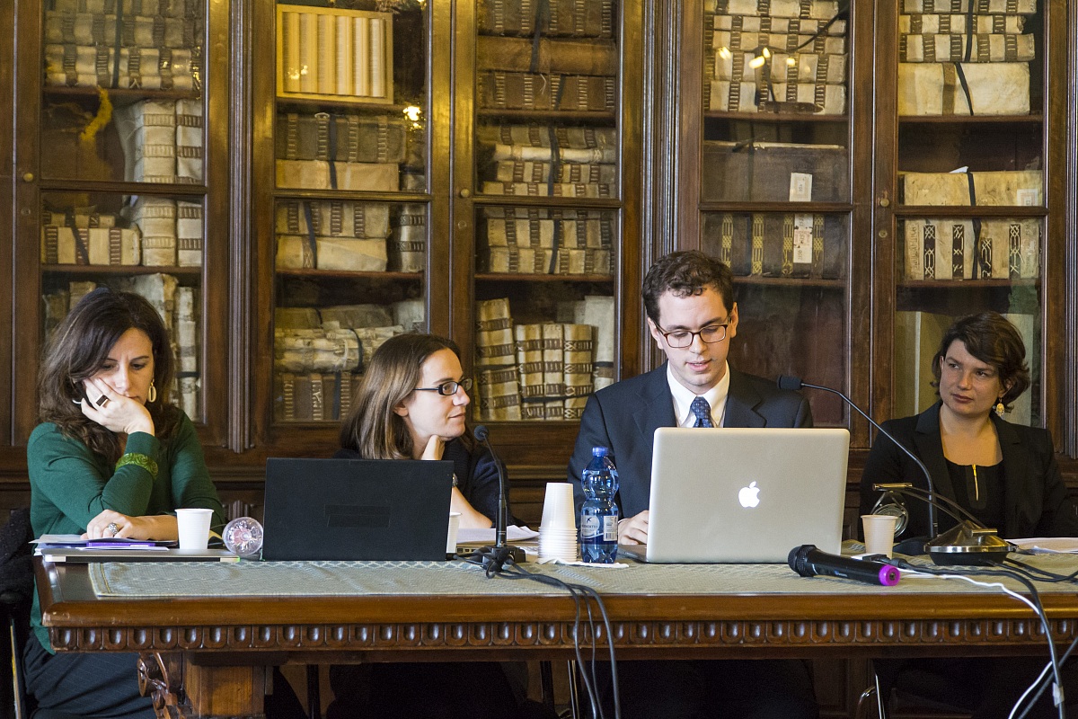 Il tavolo dei relatori