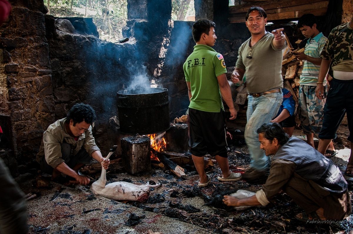 Il pentolone per la spellatura e la cottura