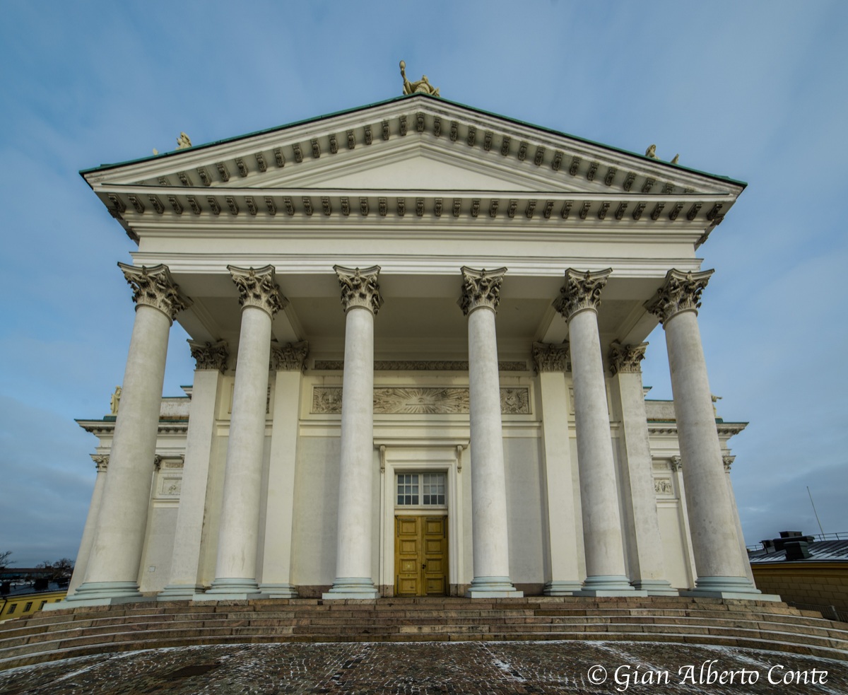 Senaatintori Cathedral - Helsinki
