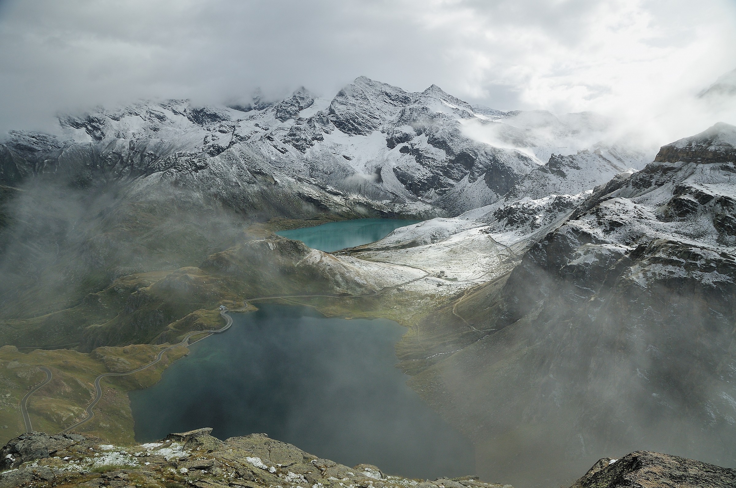Lago del Serrù e lago Agnel dal colle del Nivolet