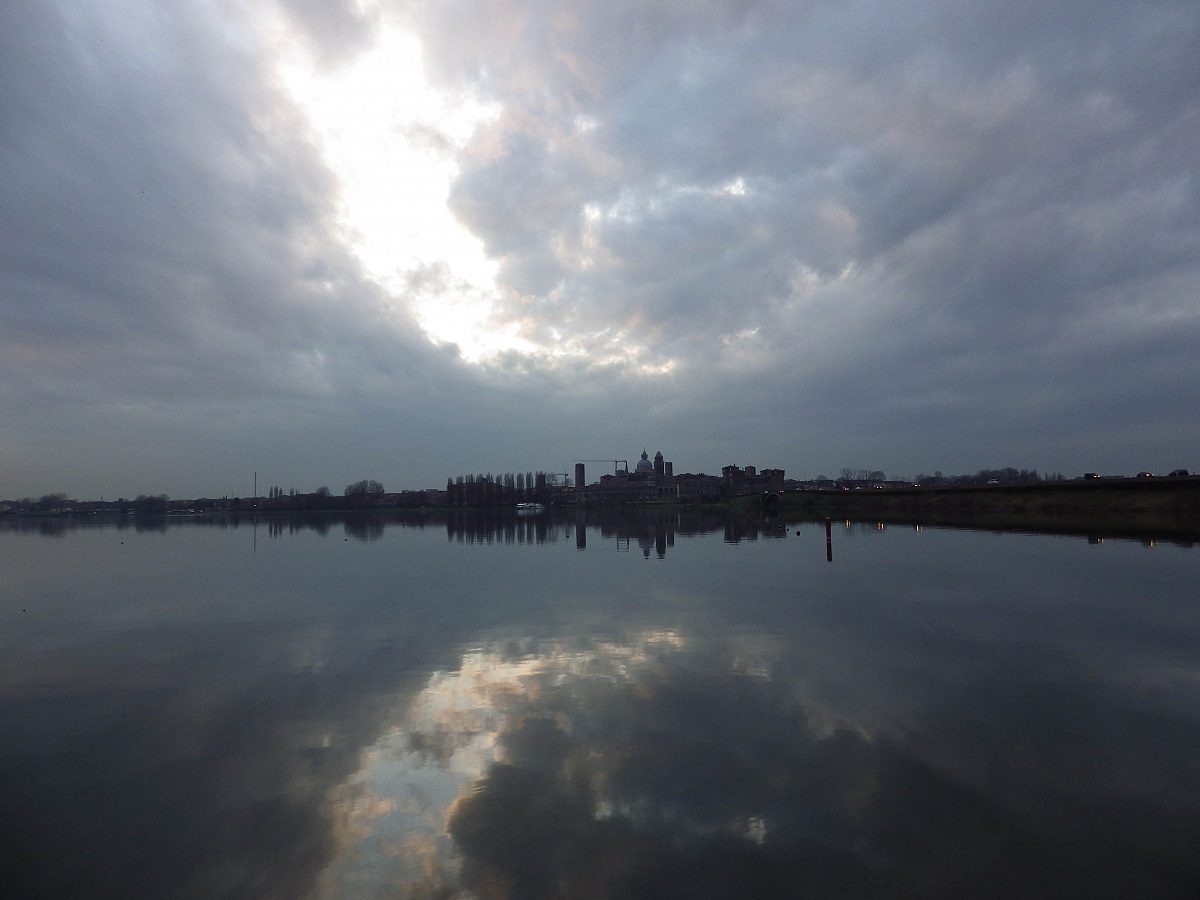 Il cielo ed il lago 2