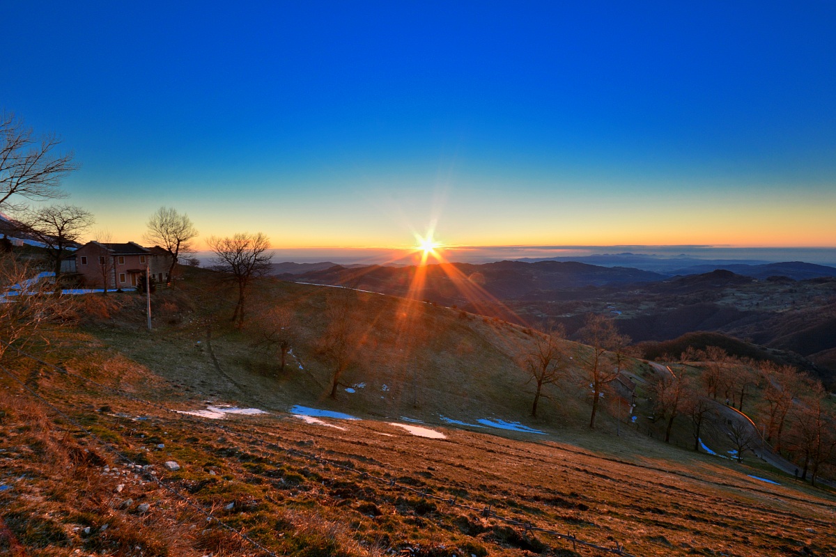 Prime luci dell' alba