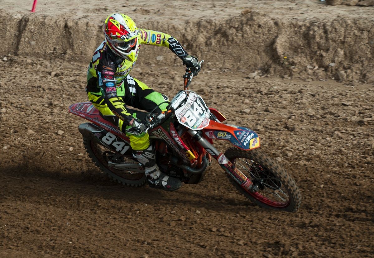 # 841 Luca Moroni - MX2