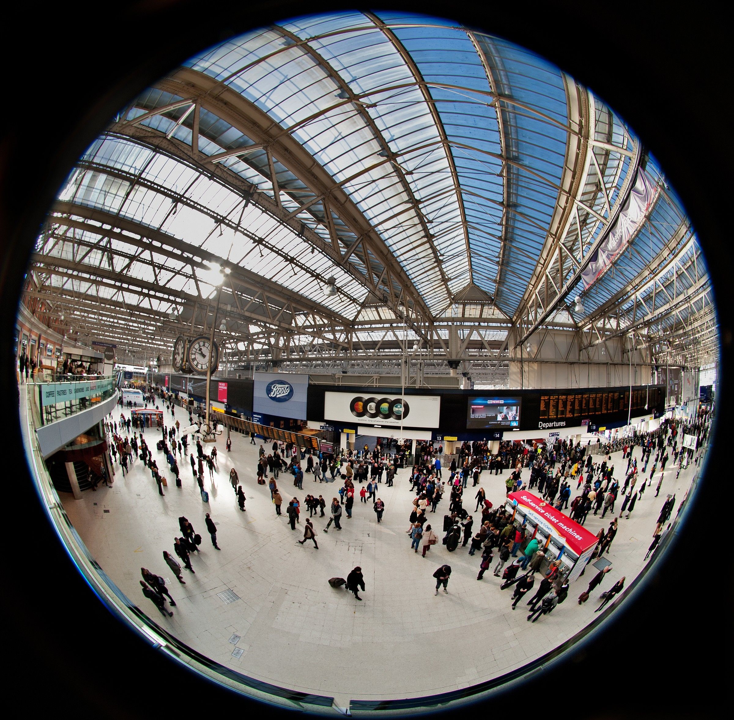 Stazione ferroviaria Waterloo