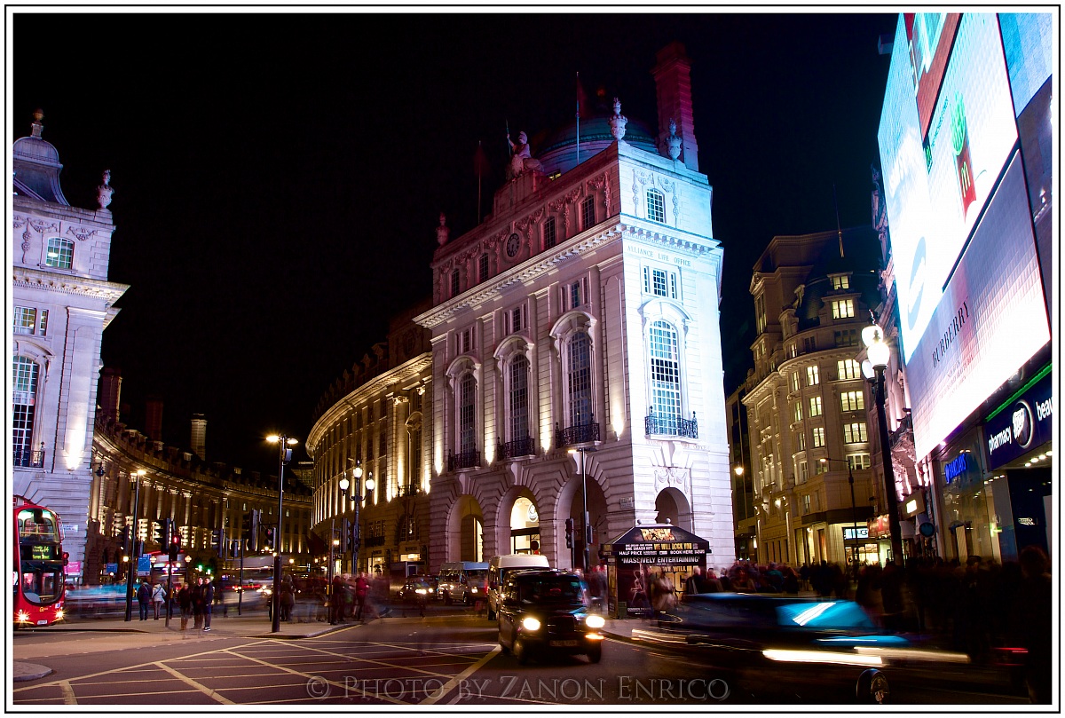 Piccadilly Circus