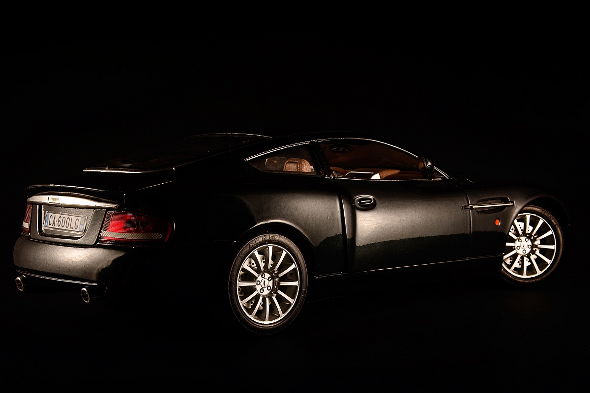 Aston Martin Vanquish