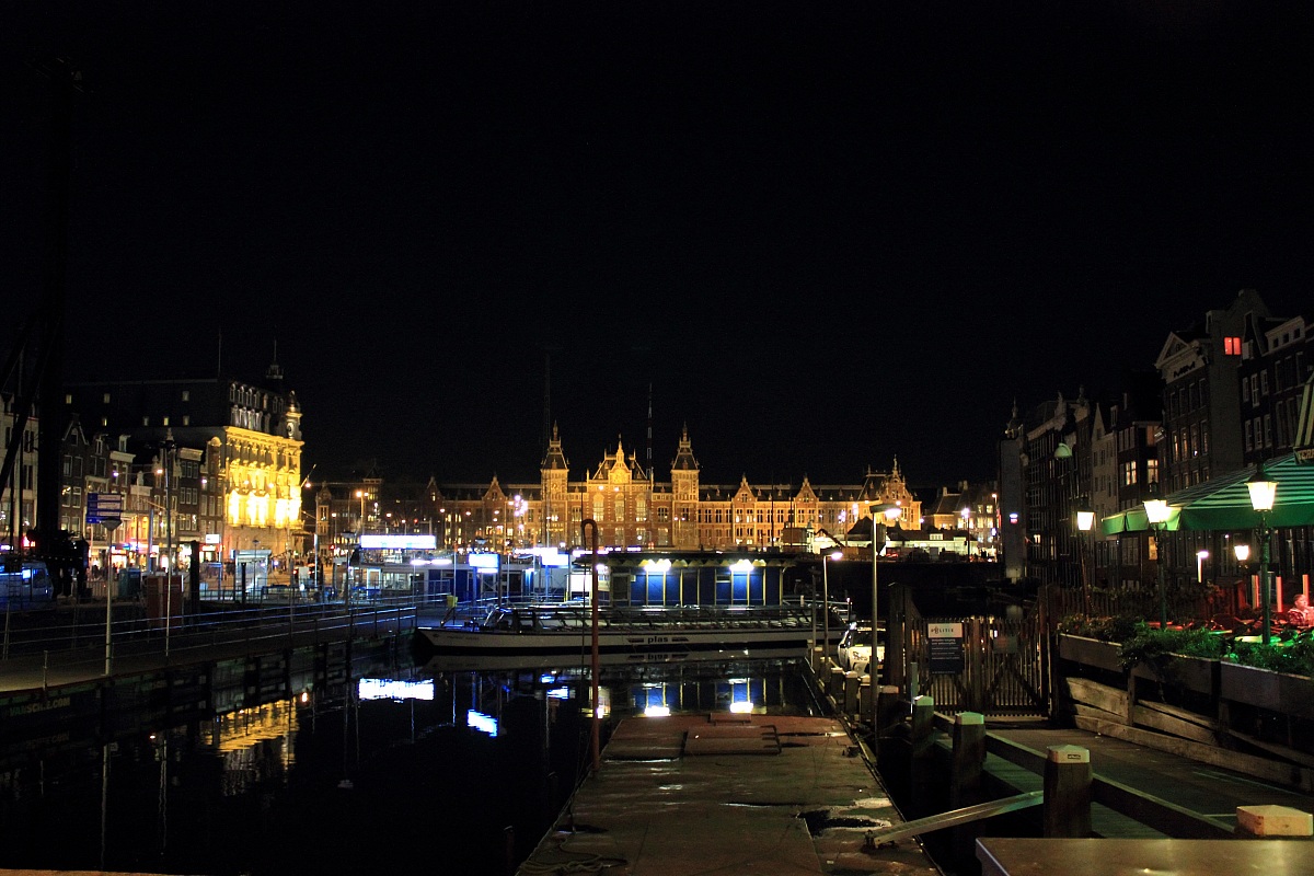 visuale sulla stazione centrale di Amsterdam