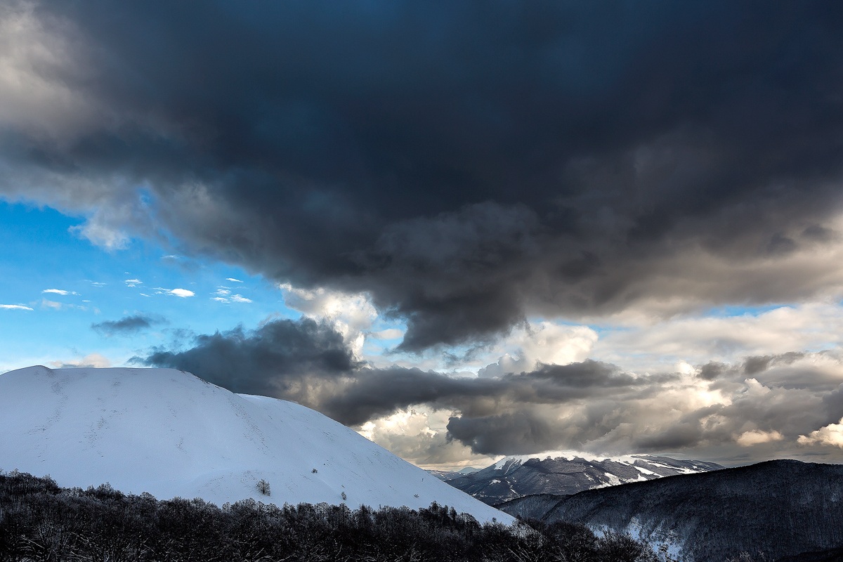 a few lights in the clouds ...