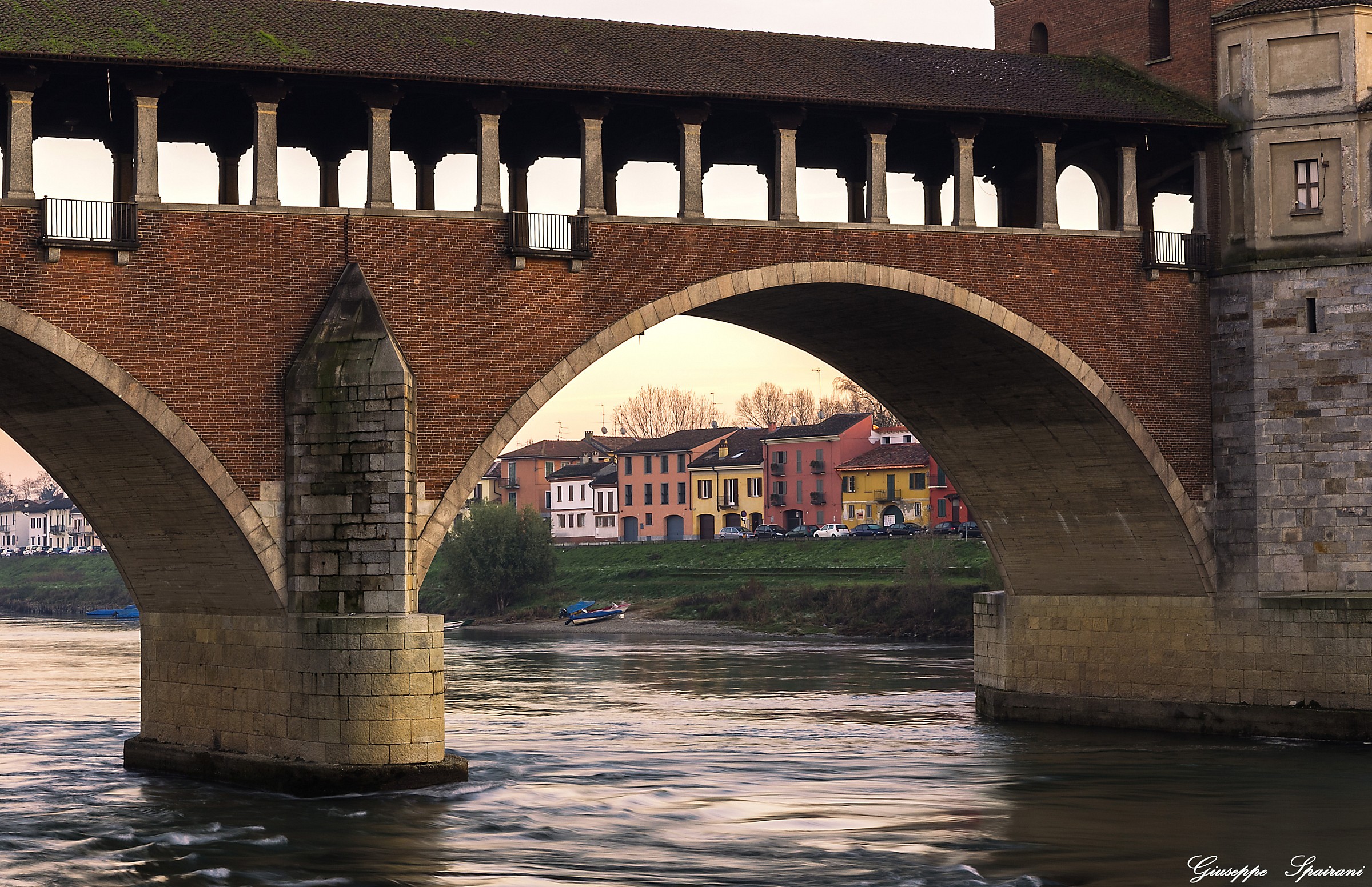 walking along the Ticino