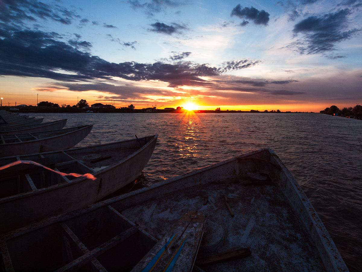 Sunset on the bridge of boats.