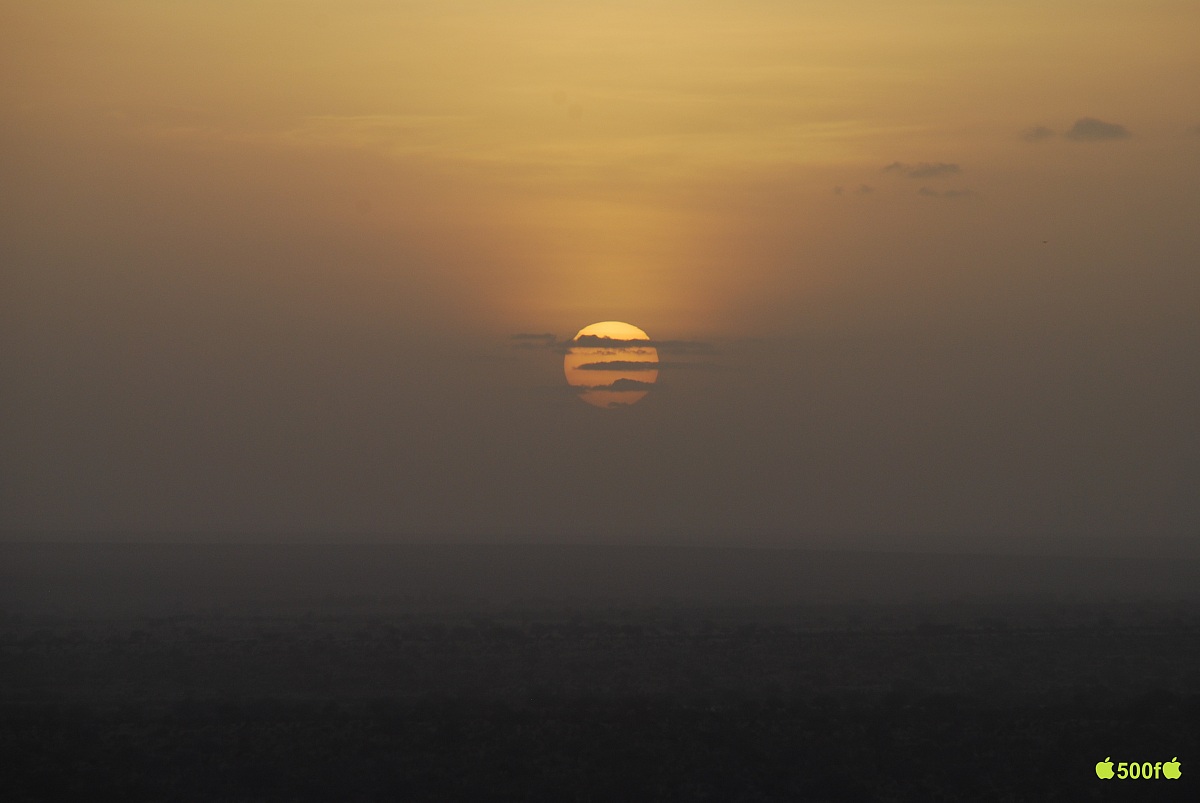 Tramonto Tsavo est Kenya Safari