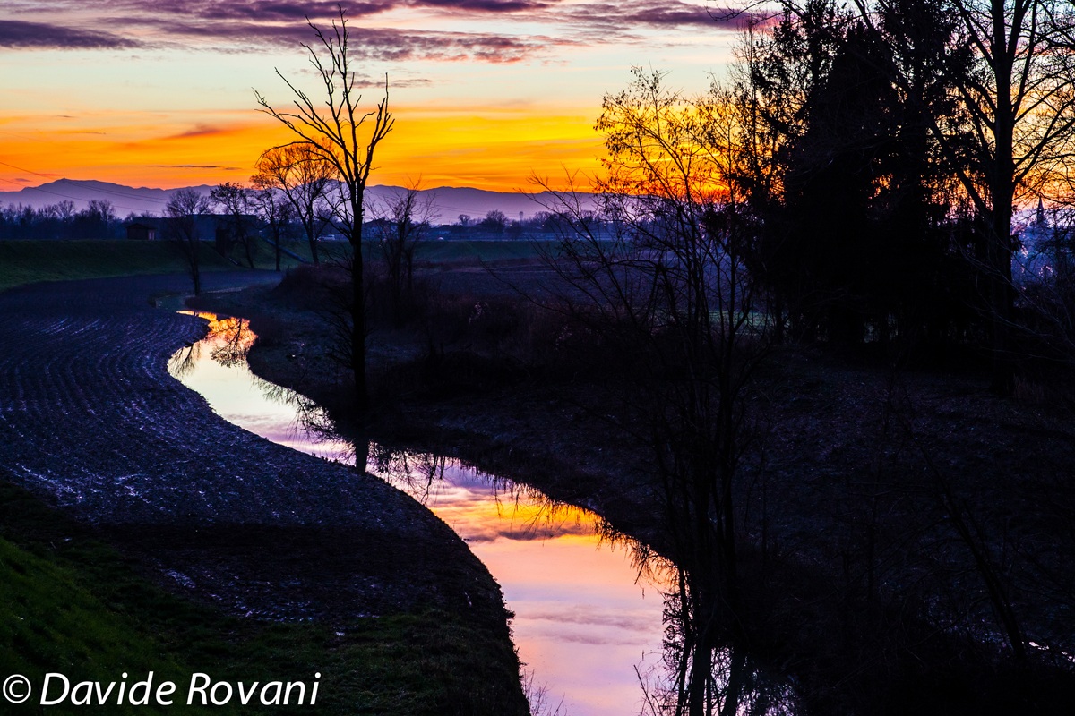 ...a terra si aprì?e vi vidi dentro il cielo...
