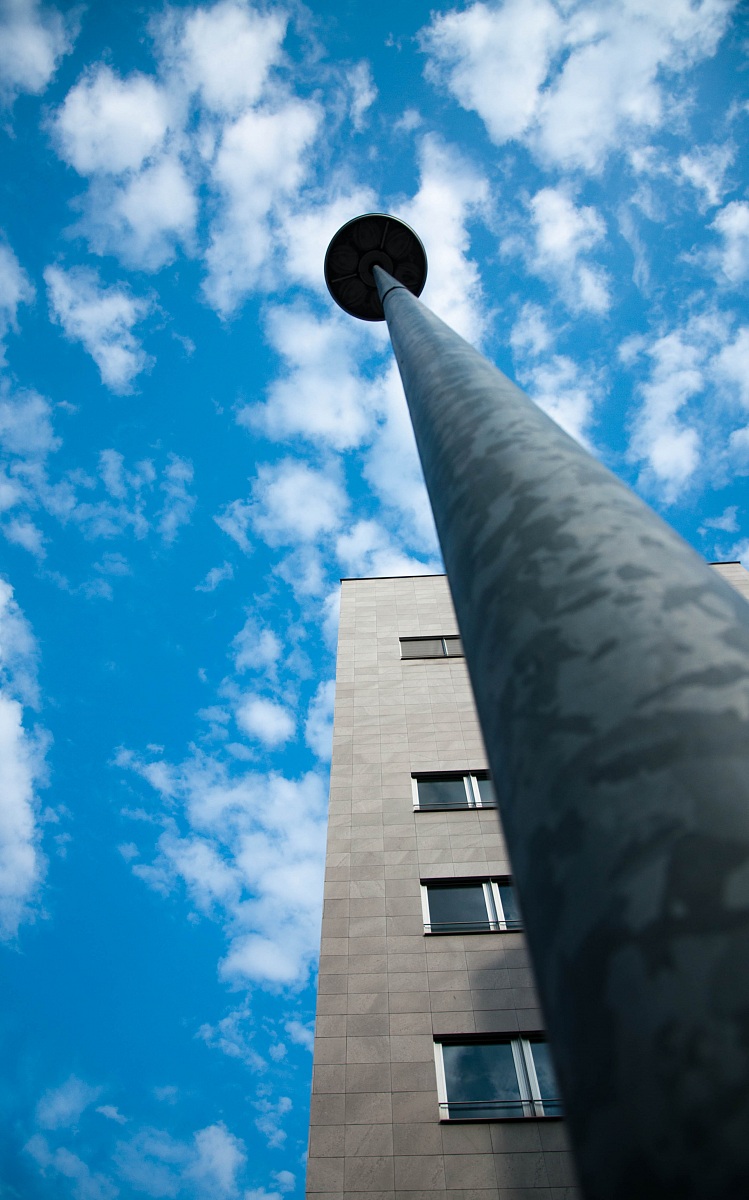 sotto un cielo urbano