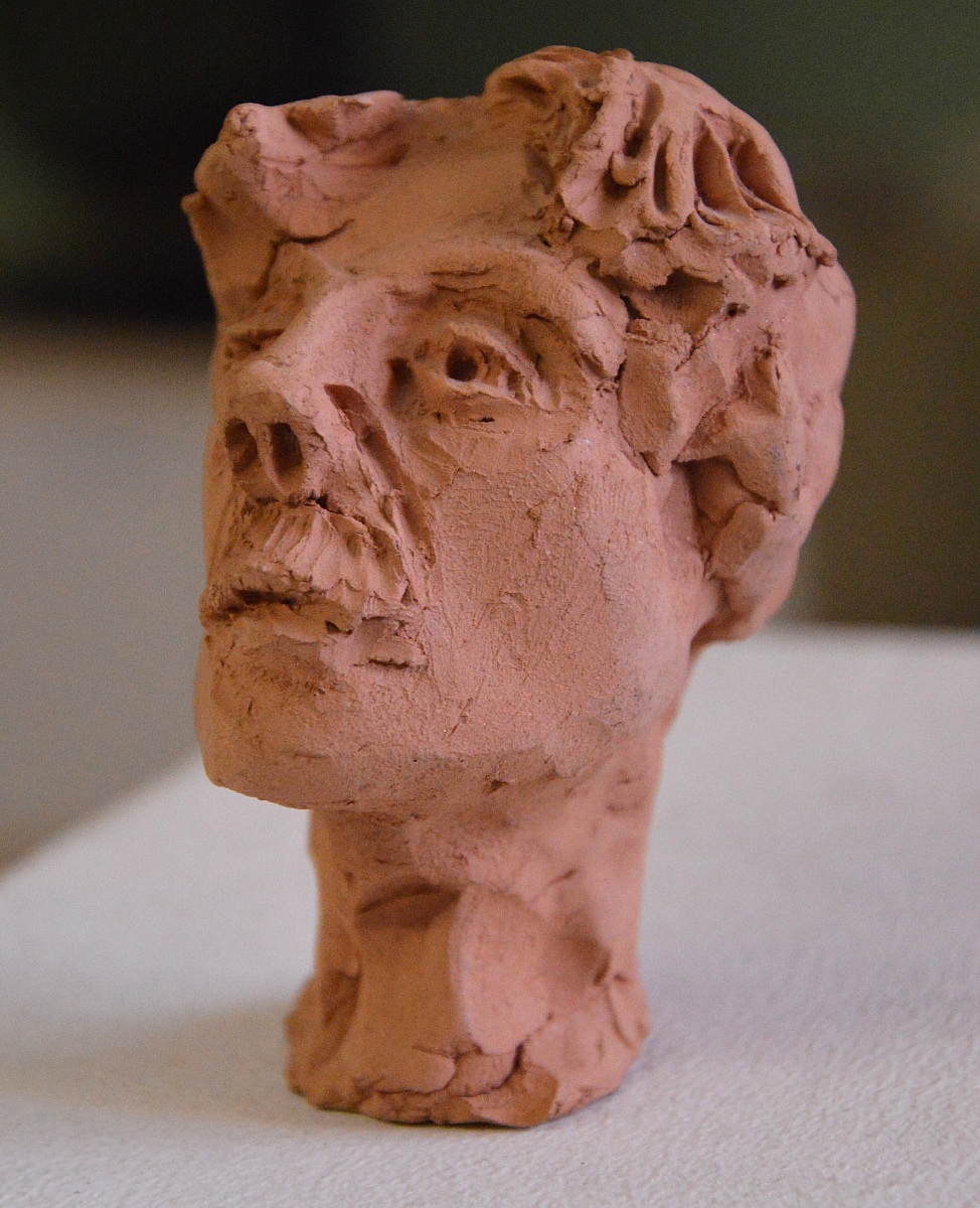 Piccolo Busto dello Scultore Gentile