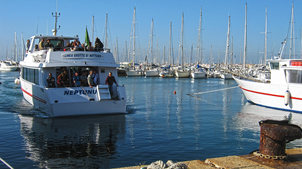 alghero traghetto per le grotte