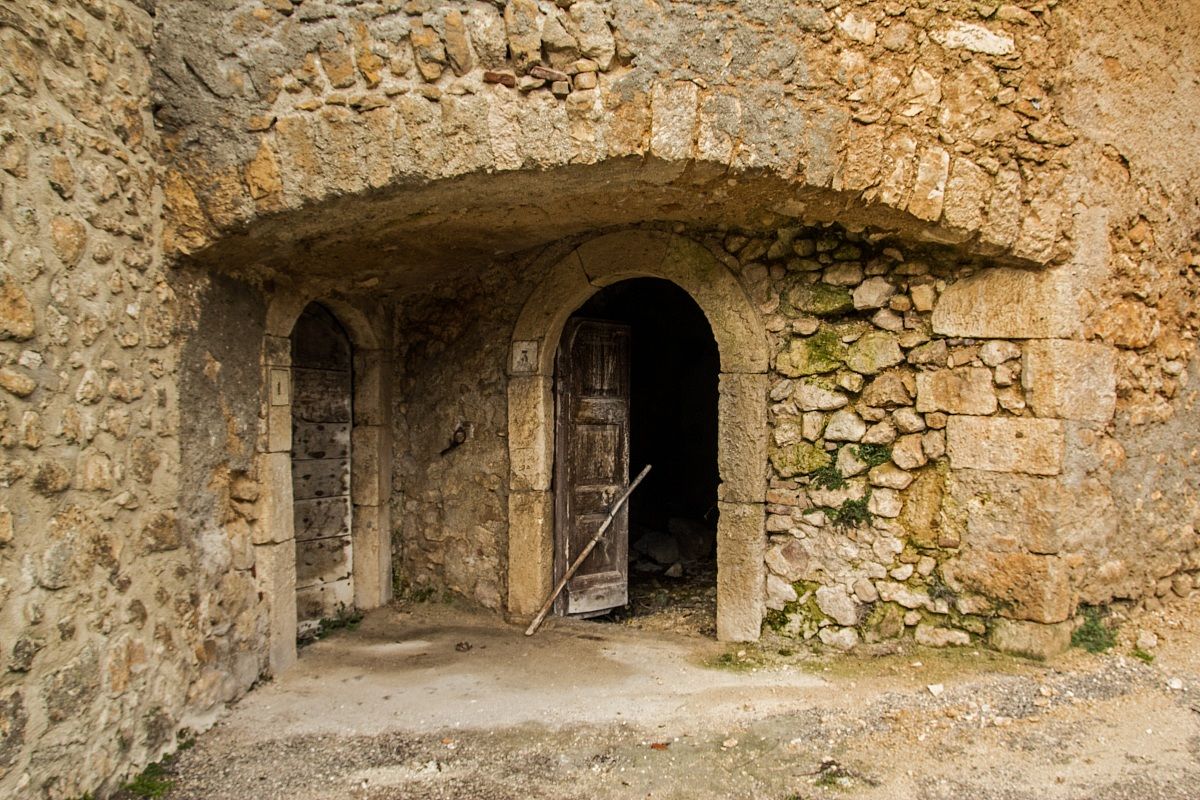 Abruzzo desolation after the earth shook