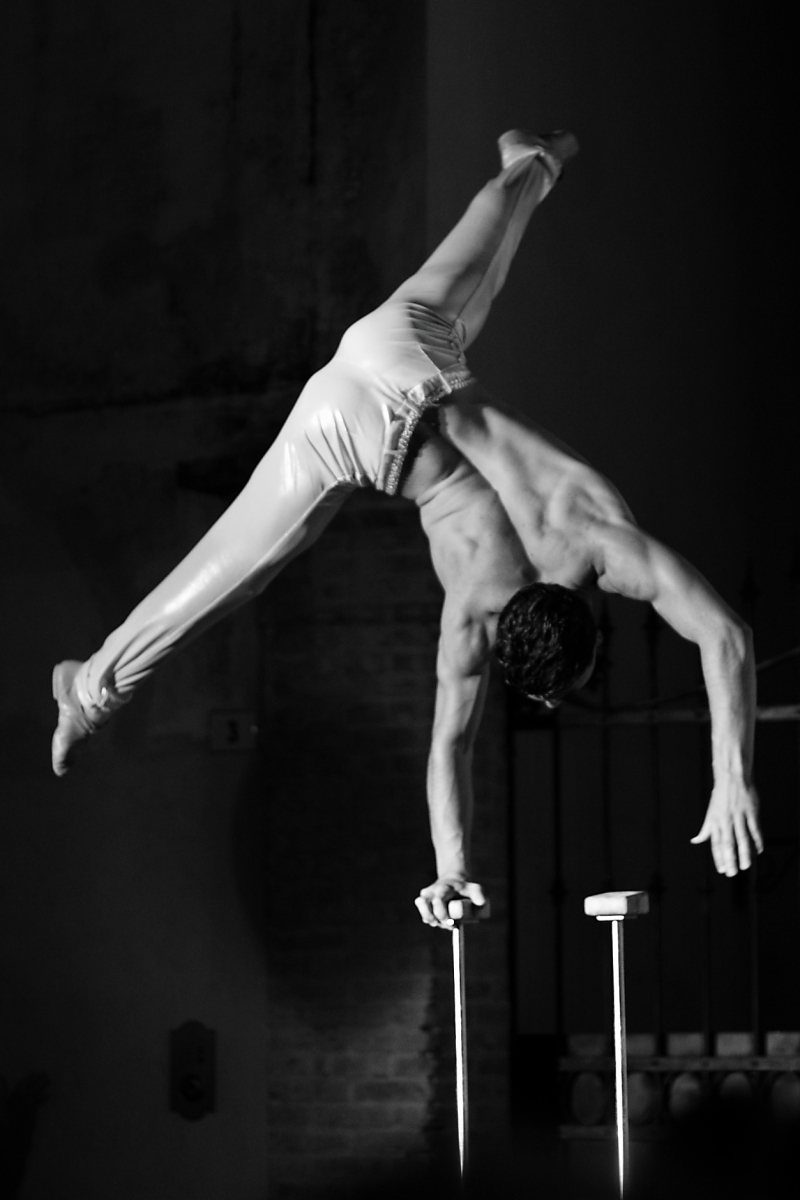Togni circus athlete