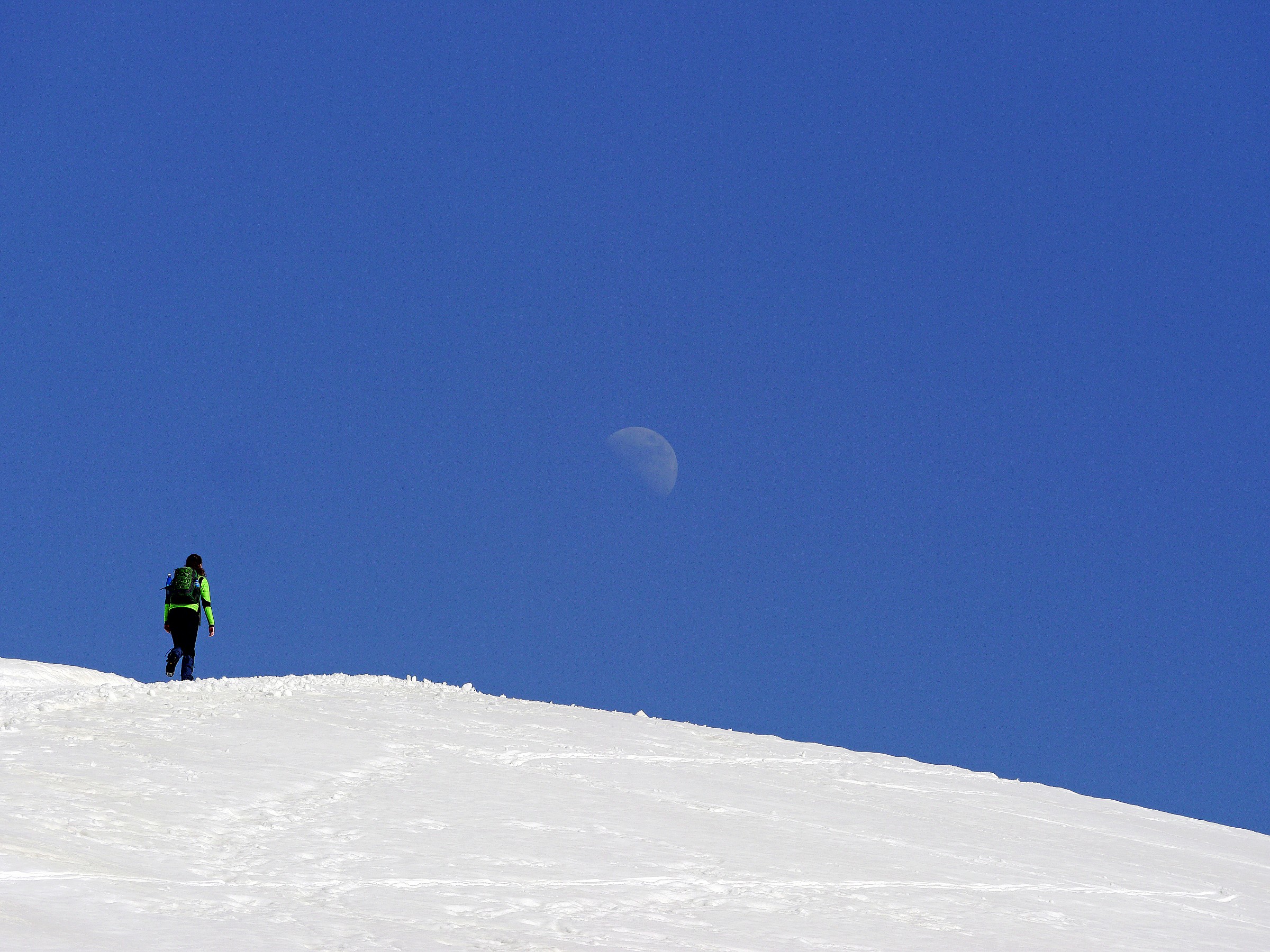Trekking to the moon