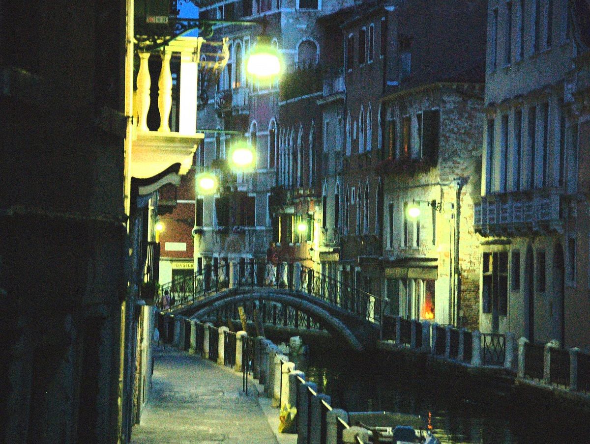 venice night