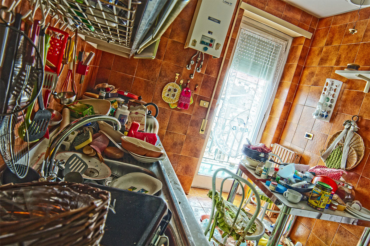 macroscopic consequences of an earthquake