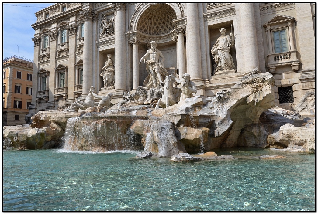 Trevi Fountain angle