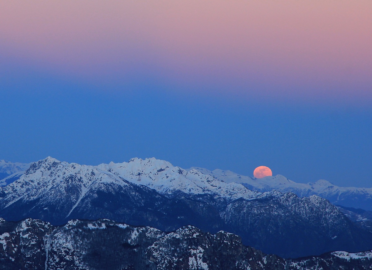 E la luna arrivò