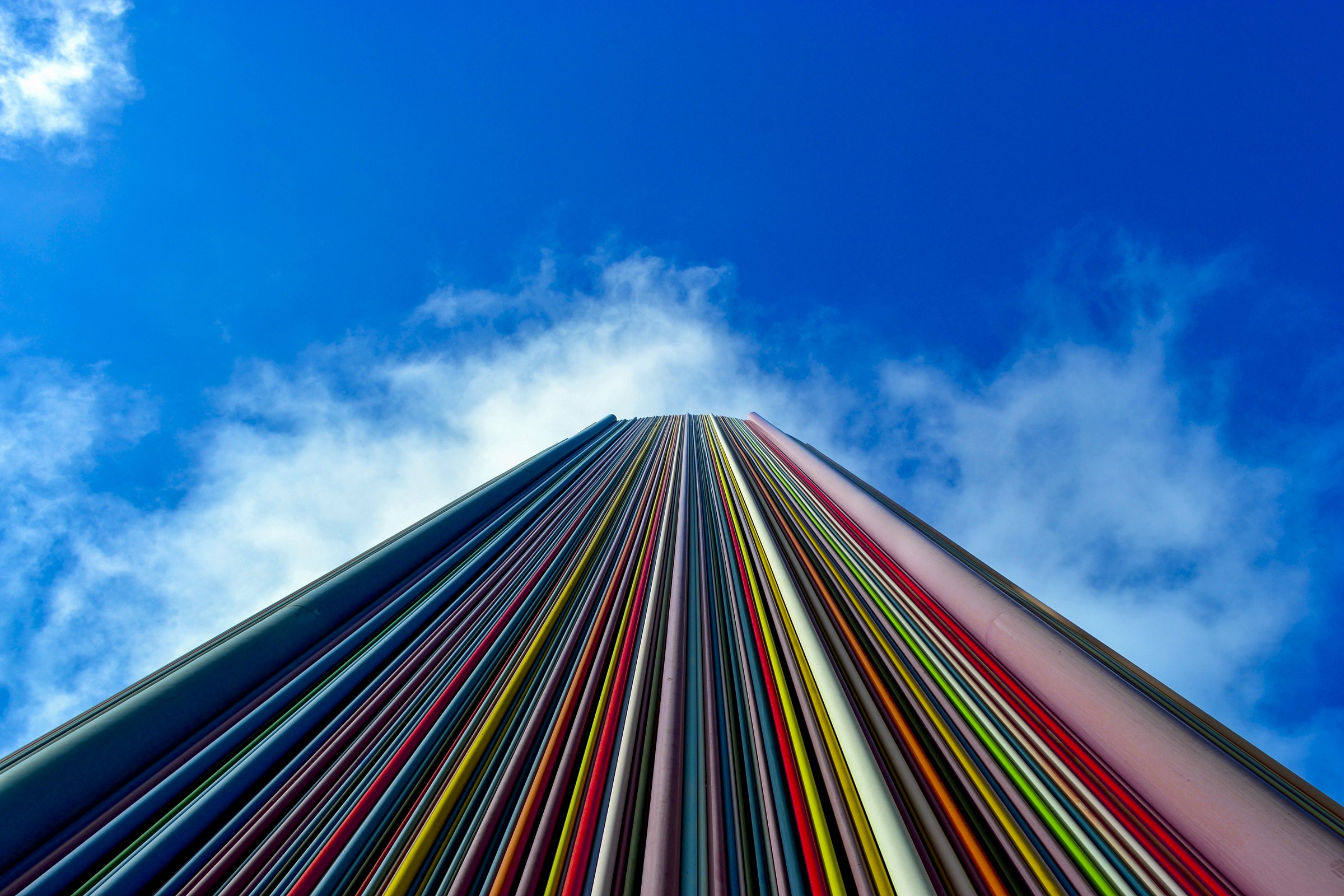 paesaggiourbanovistocongliocchidiunbambinocheèartista