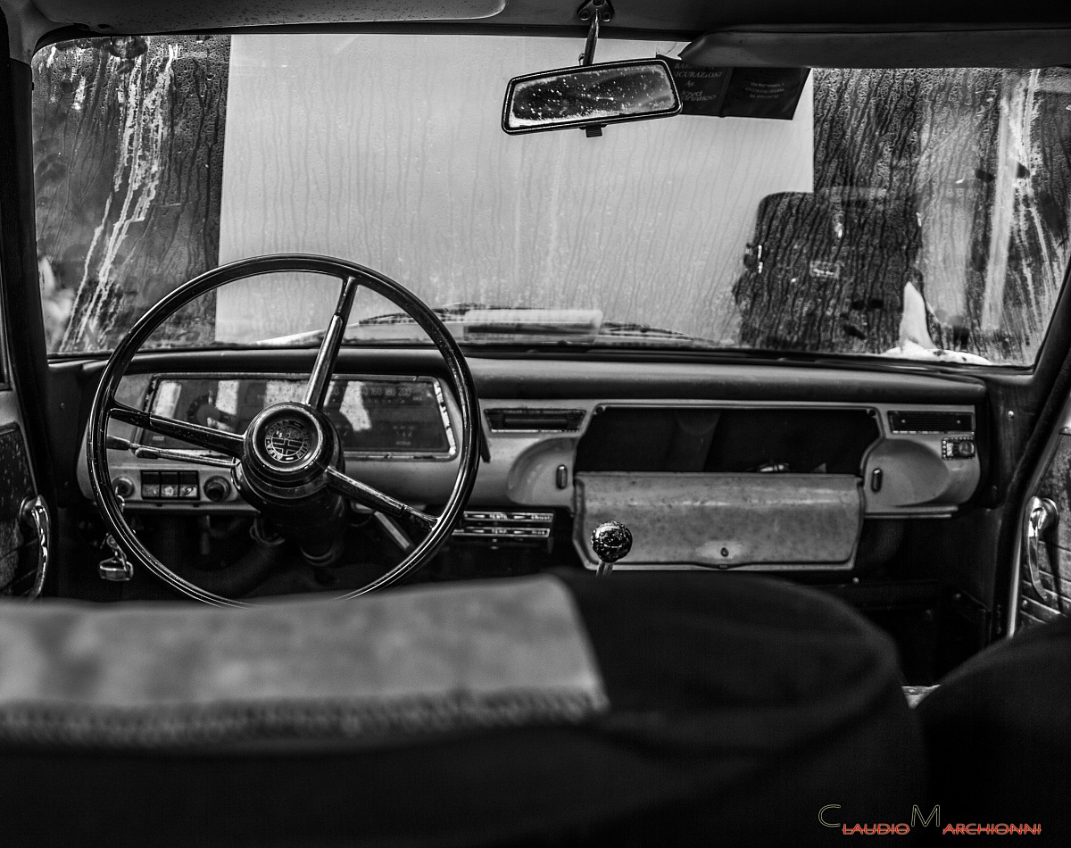 Alfa Romeo Giulia 1300 you