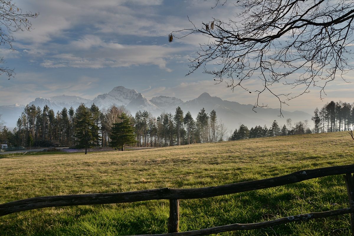 Monte Argegna views of the Apuan Alps