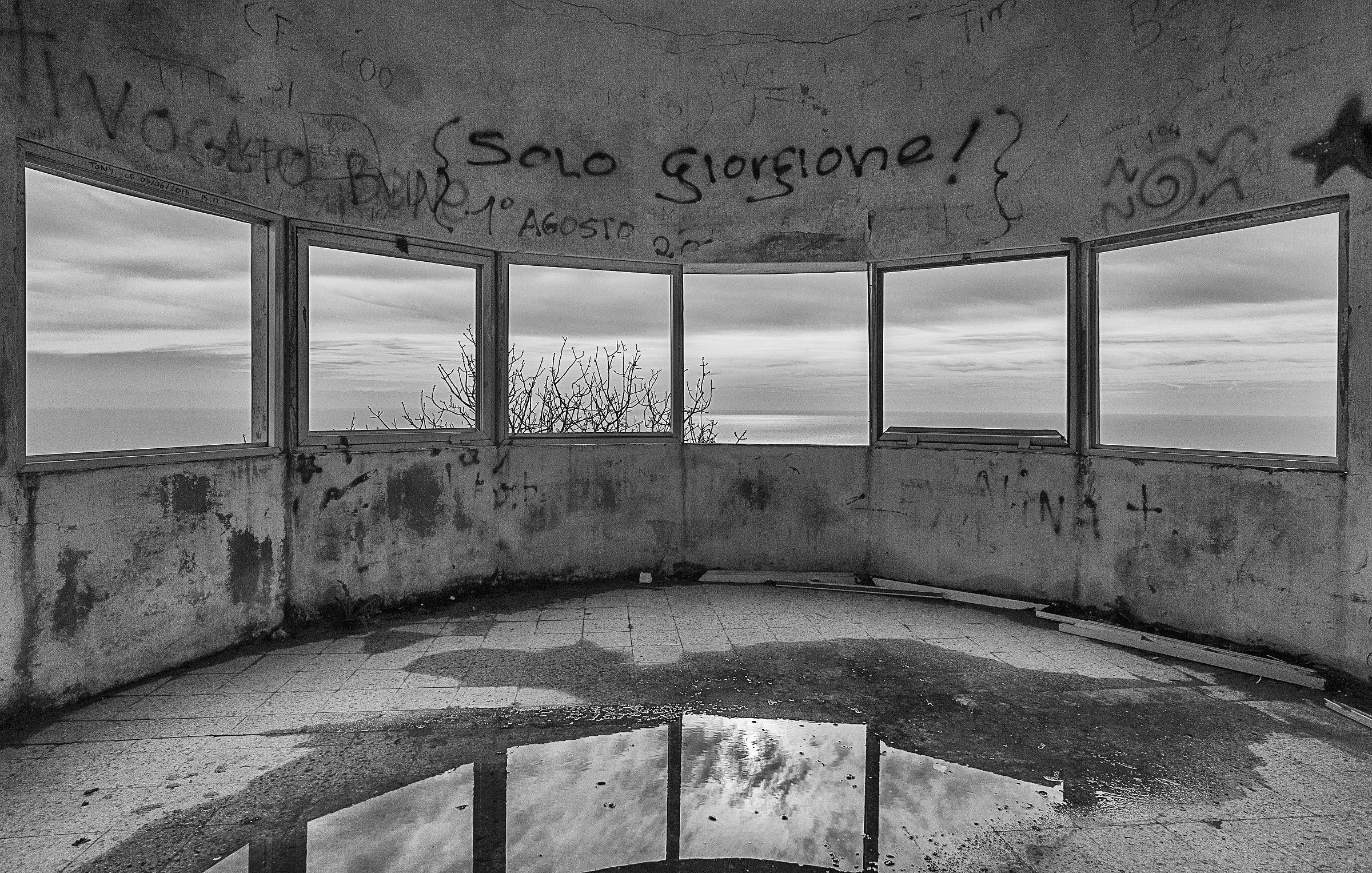 abbandono alle 5 terre