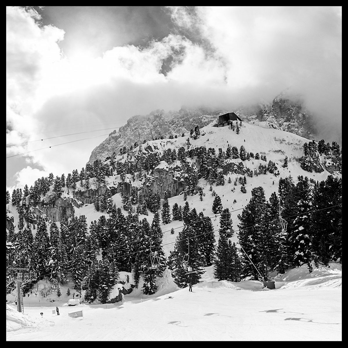 Bianca Neve sul cucuzzolo della montagna