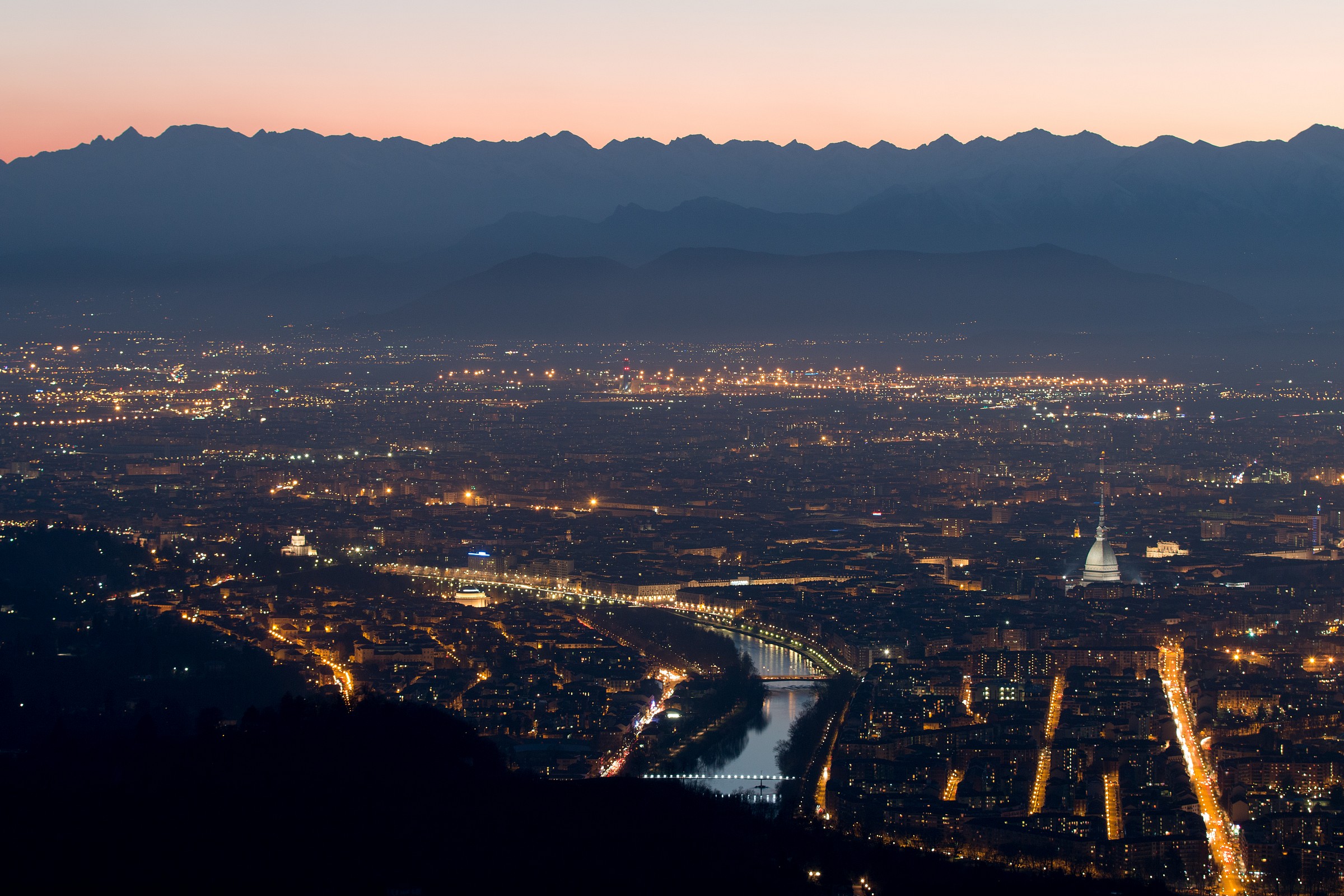 Torino dopo il tramonto