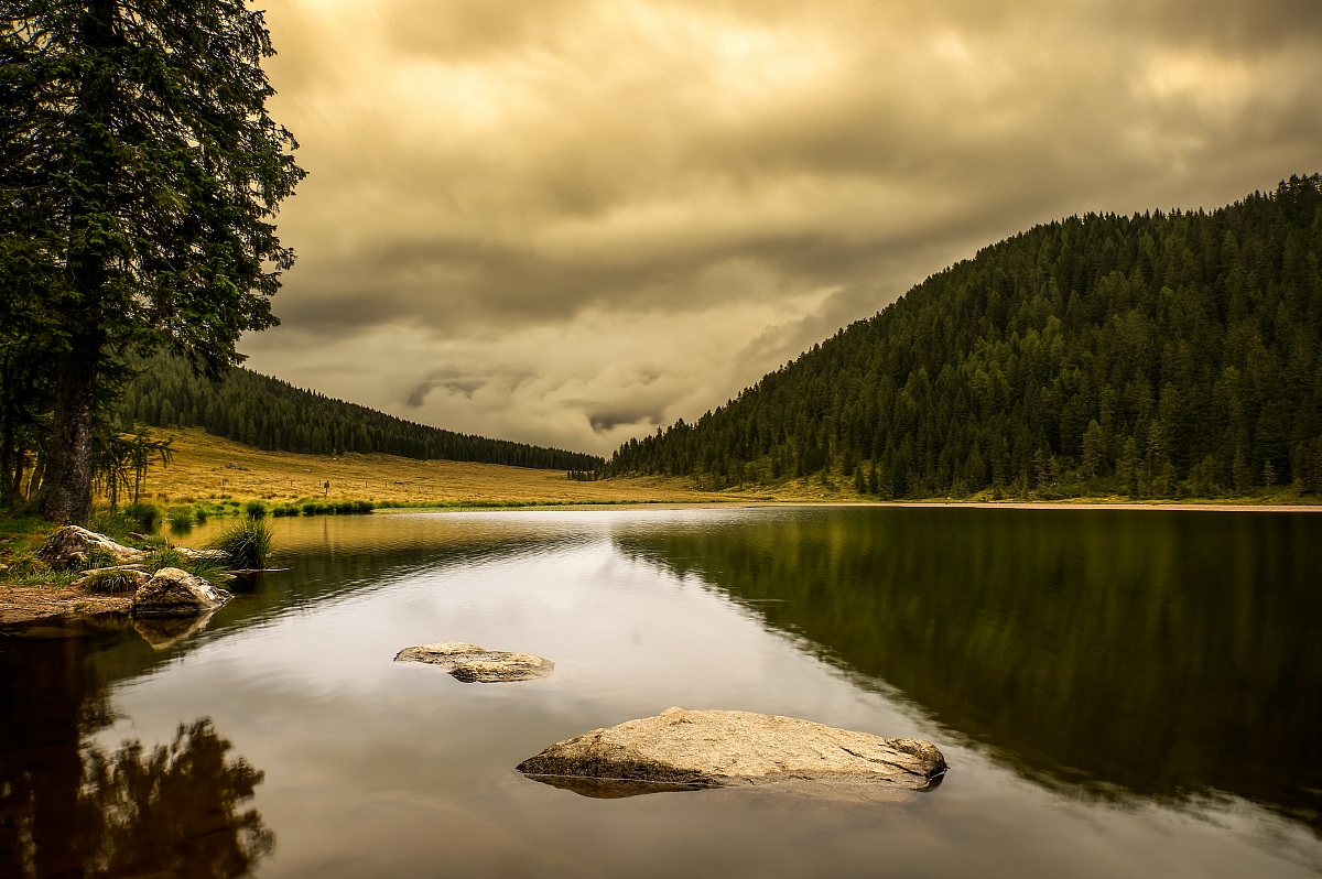 Lago di Calaita, tramonto e nuvole