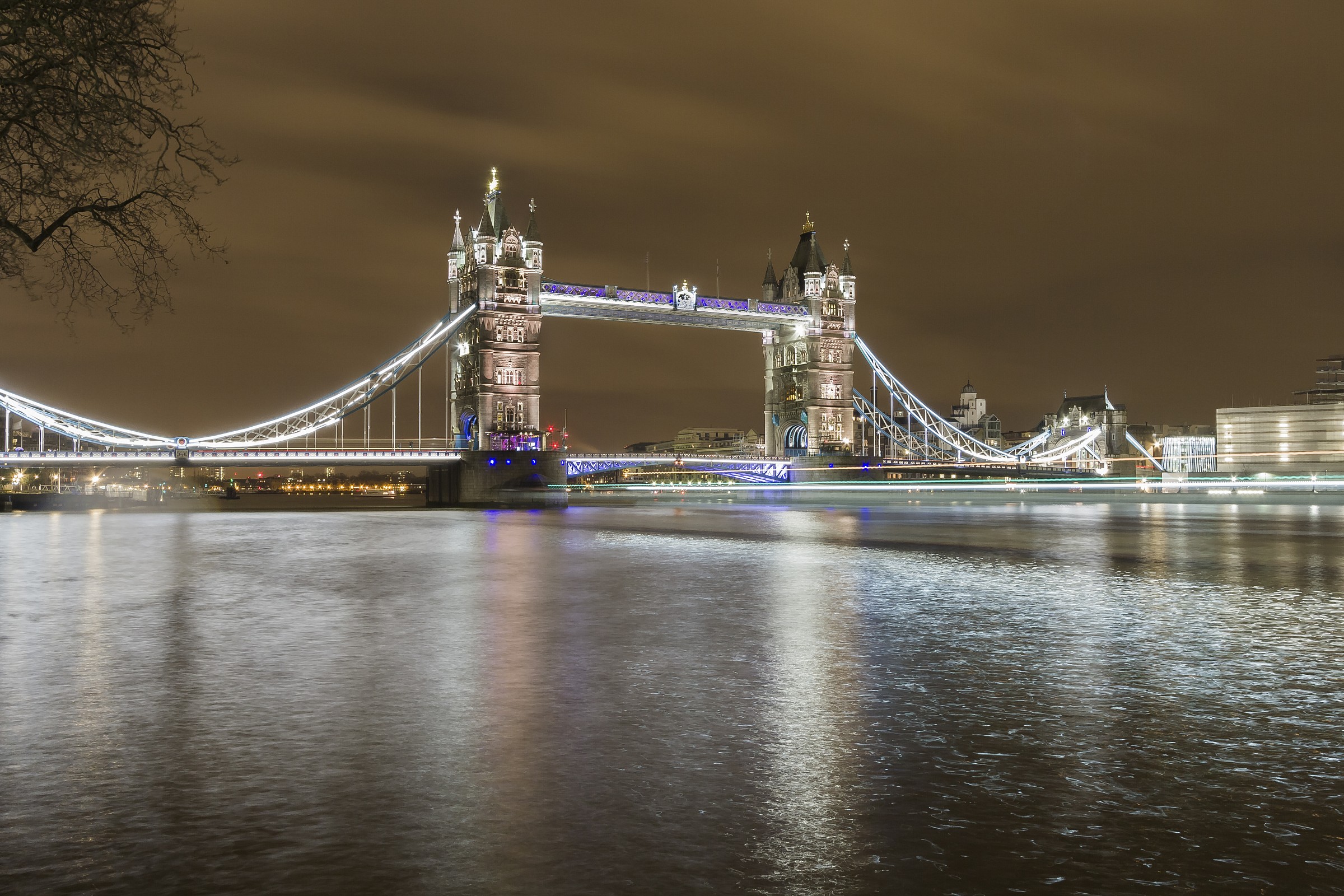tower bridge