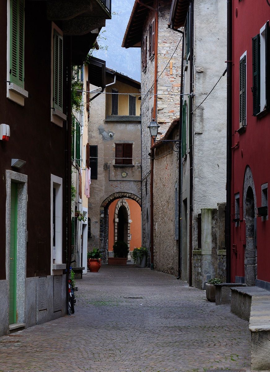 mandello del lario