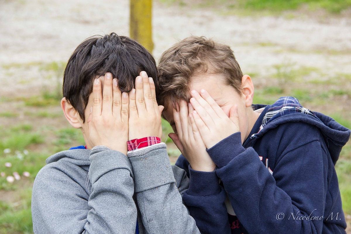 A joke to the photographer!