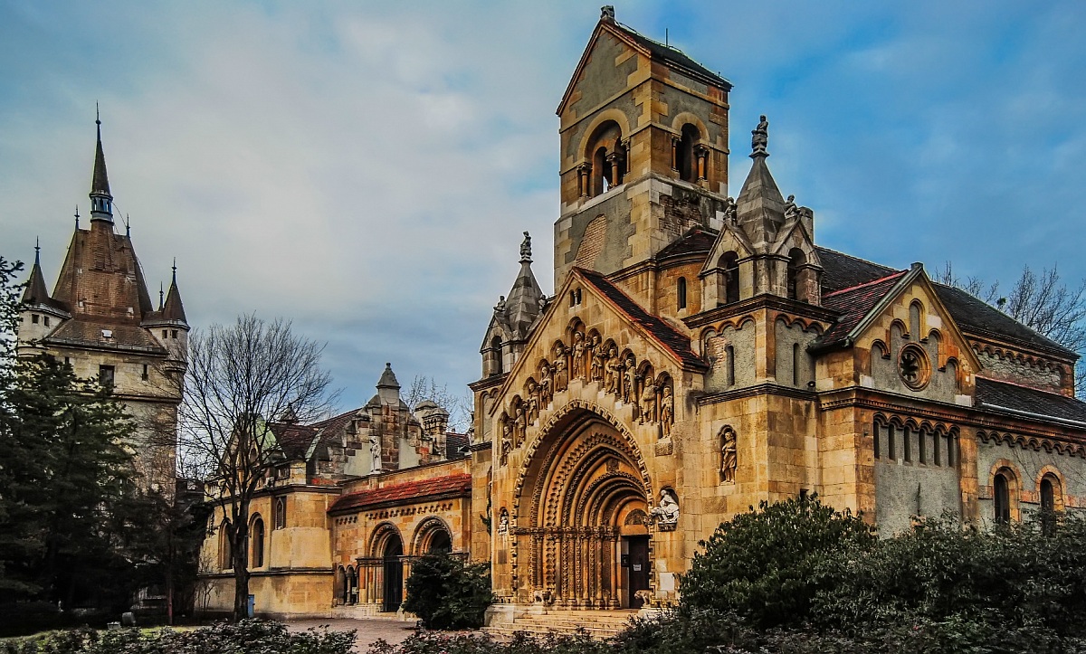 Budapest - Varosliget Jaki Church