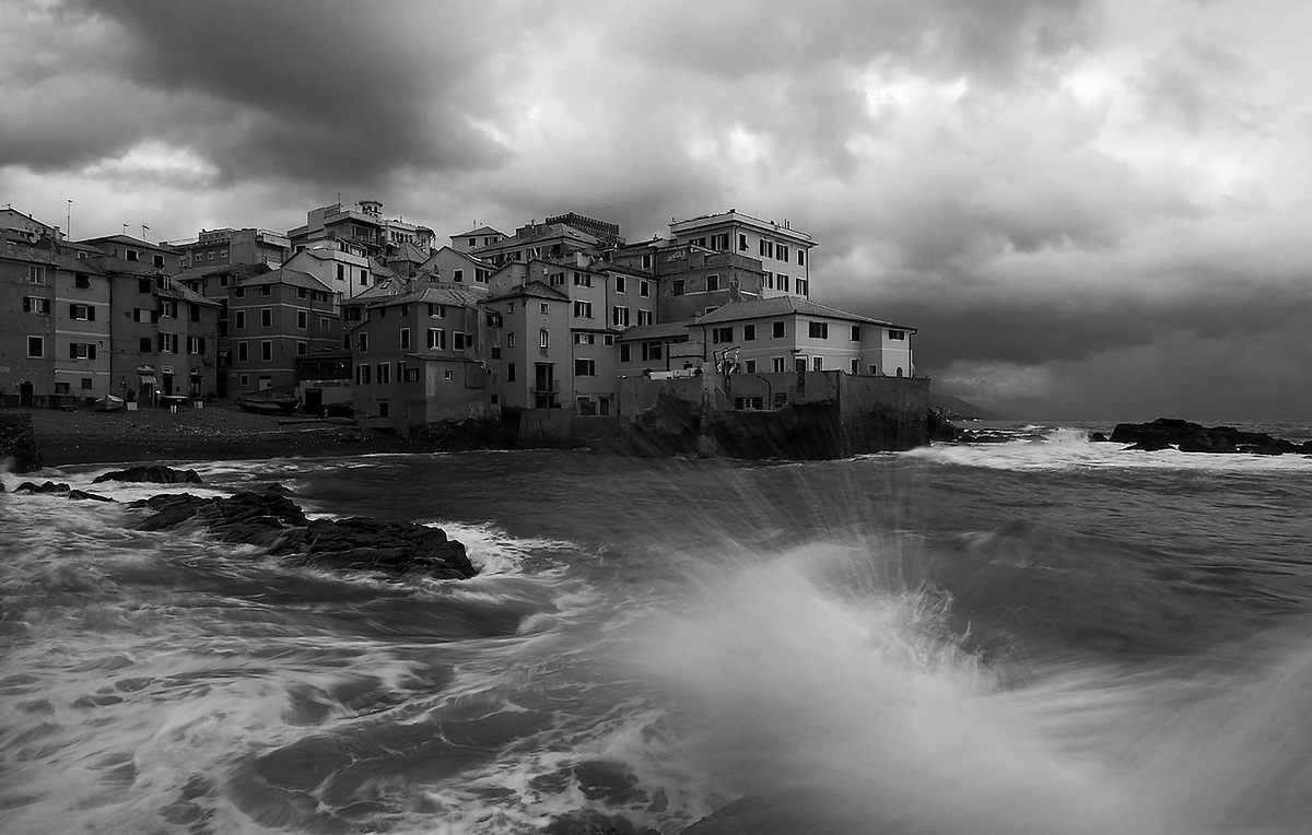 Boccadasse (version b / w)