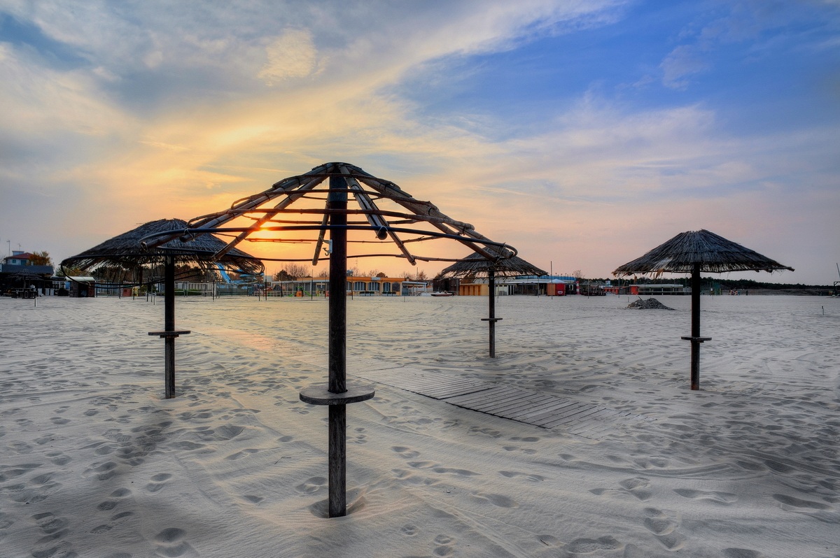 We were four friends at the bar