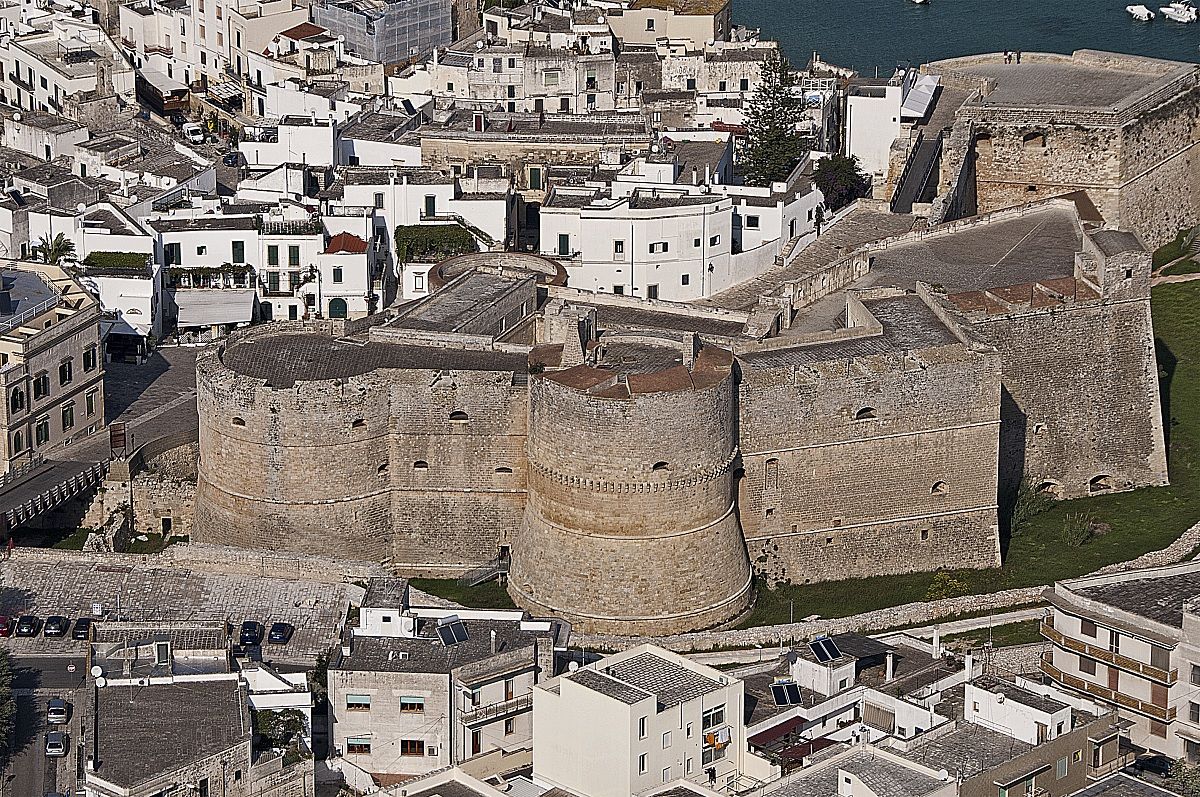 Otranto,castello aragonese        Paesaggio