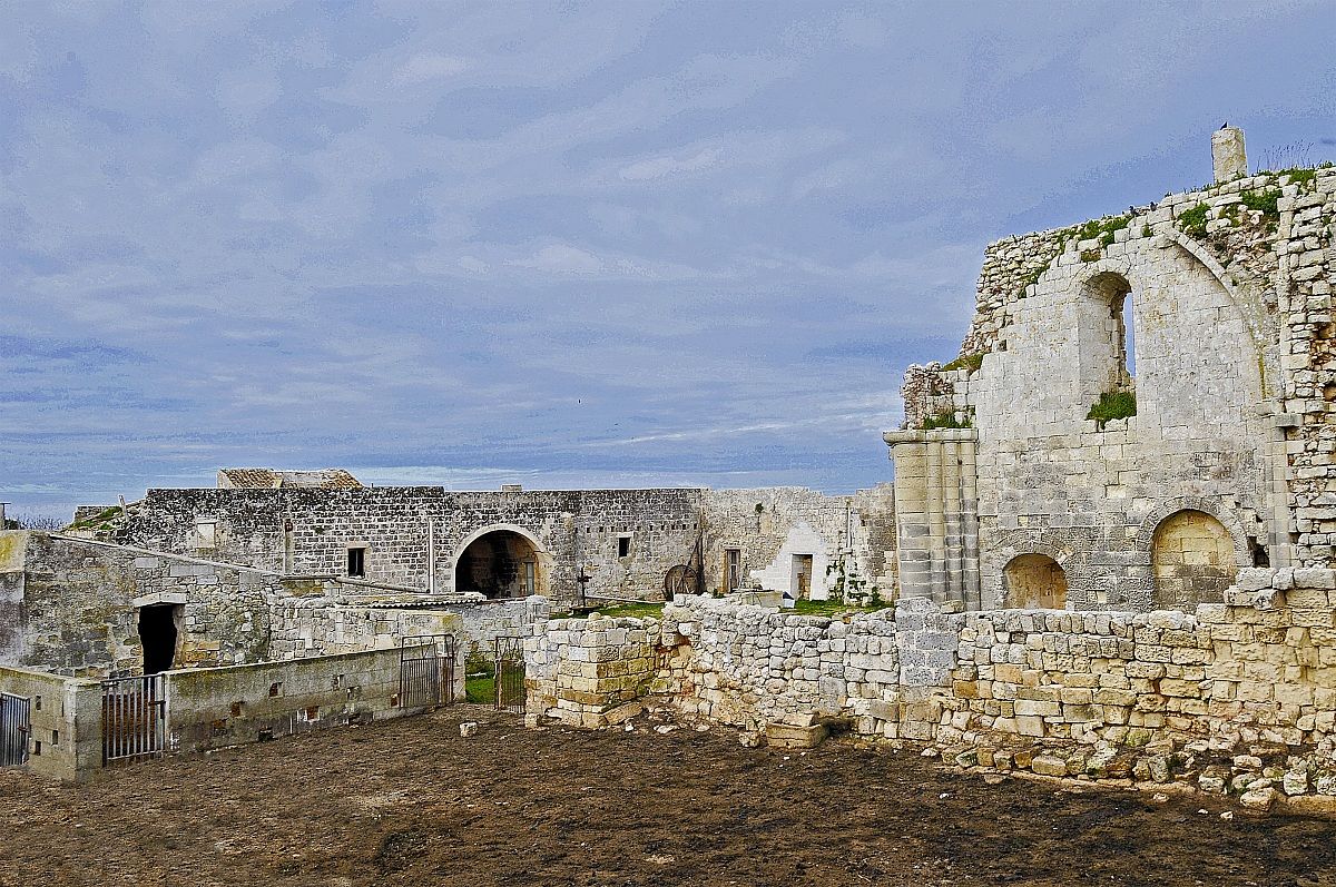 Monastero di Casole            Architettura paesaggio