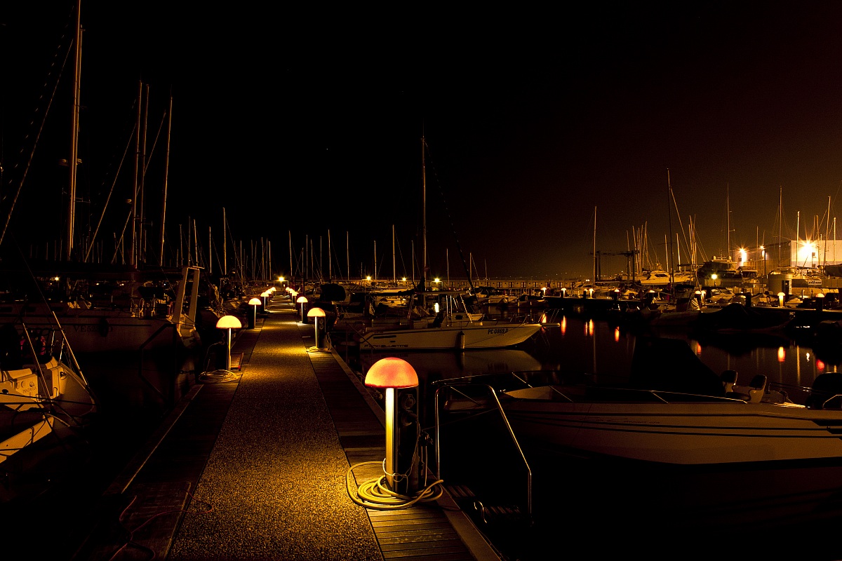 Porticciolo notturno