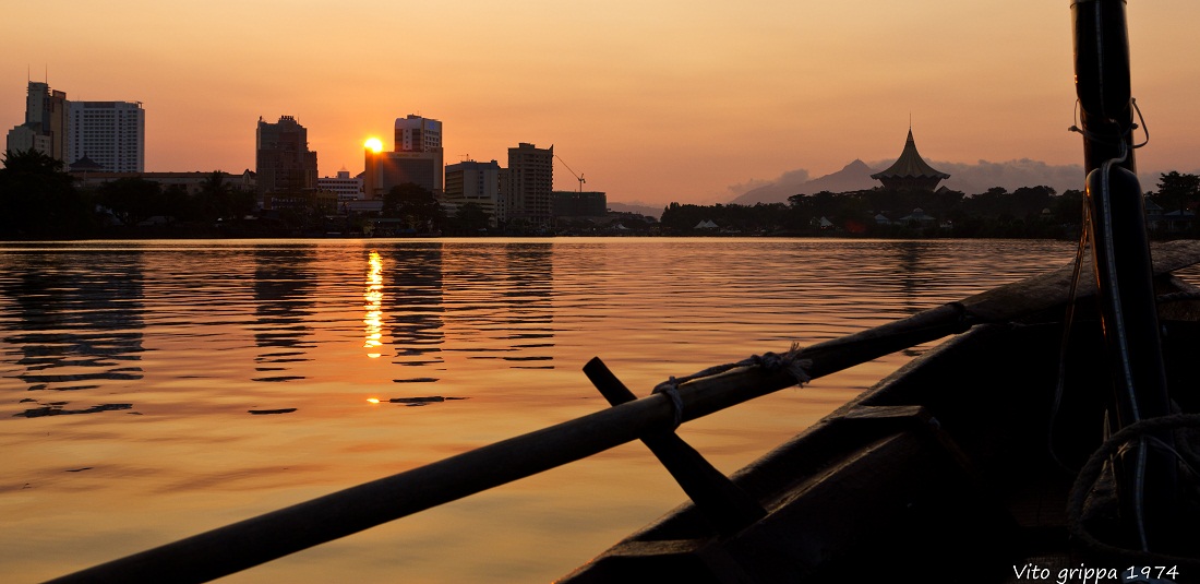 Fiume kuching e Kampung Boyan