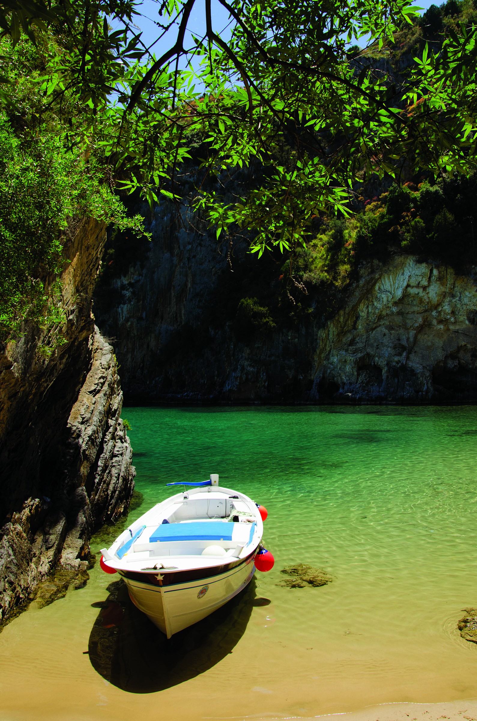 Bay of good sleep, Palinuro